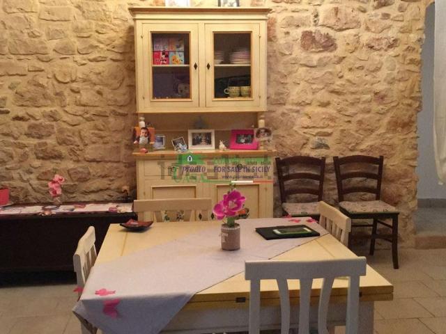Appartamento in affitto di 80 m² in Via Giuseppe Gurrieri