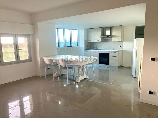 Appartamento in affitto di 80 m² in Via Jacopo da Porto Sud, 511