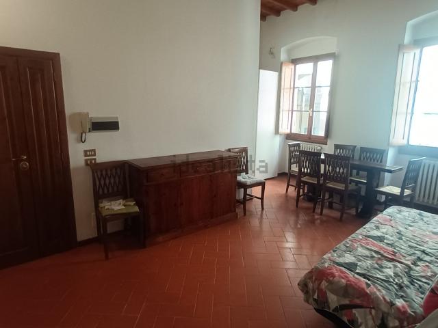 Appartamento in affitto di 80 m² in Via Lambertesca