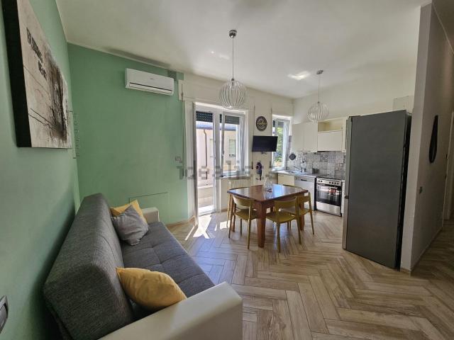 Appartamento in affitto di 80 m² in Via Luigi Settembrini, 9