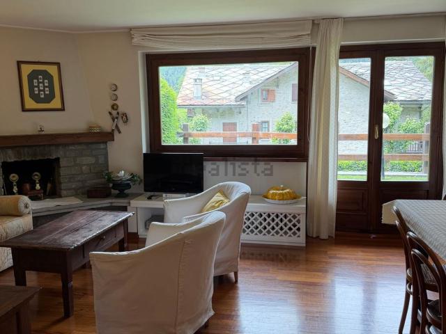 Appartamento in affitto di 80 m² in Via Luigino Henry, 13