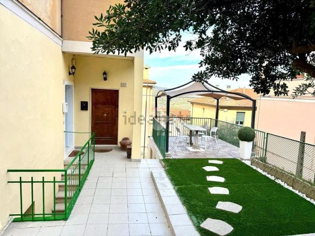 Appartamento in affitto di 80 m² in Via Madonna del Riccio, 27