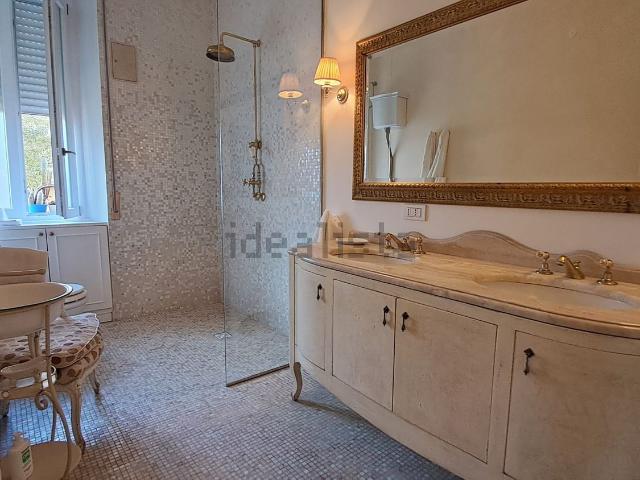 Appartamento in affitto di 90 m² in Via Marco Aurelio, 43