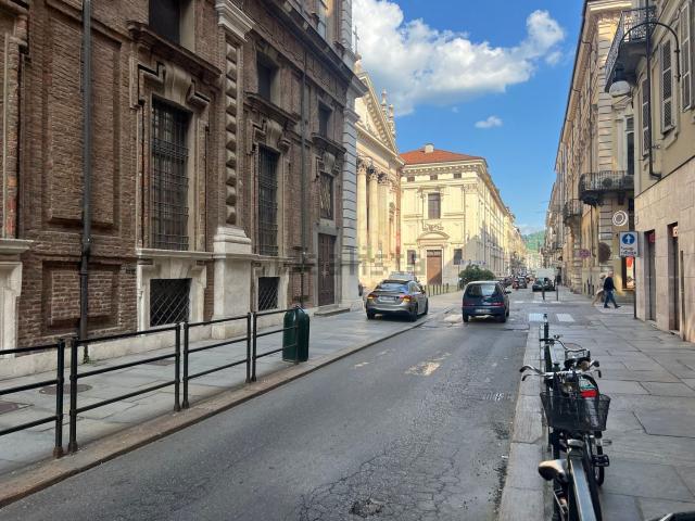 Appartamento in affitto di 80 m² in Via Maria Vittoria, 2