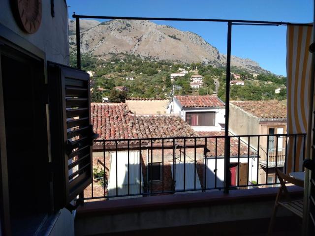 Appartamento in affitto di 80 m² in Via Mario Levante, 60