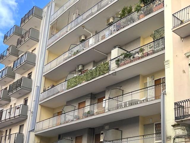 Appartamento in affitto di 100 m² in Via Michele Garruba