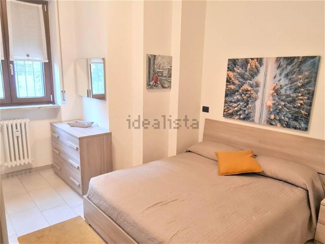 Appartamento in affitto di 80 m² in Via Molinetto di Lorenteggio, 15