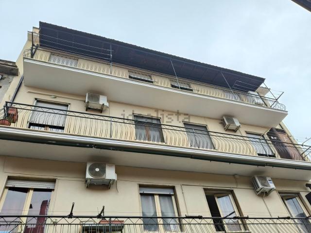 Appartamento in affitto di 80 m² in Via Neghelli, 24