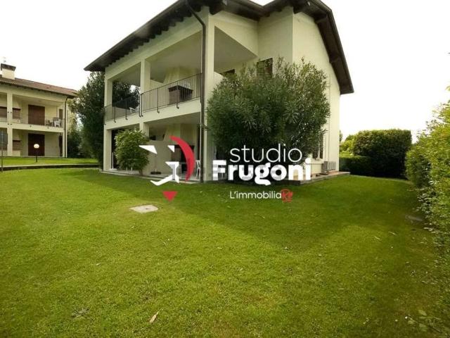 Appartamento in affitto di 80 m² in Via Panoramica