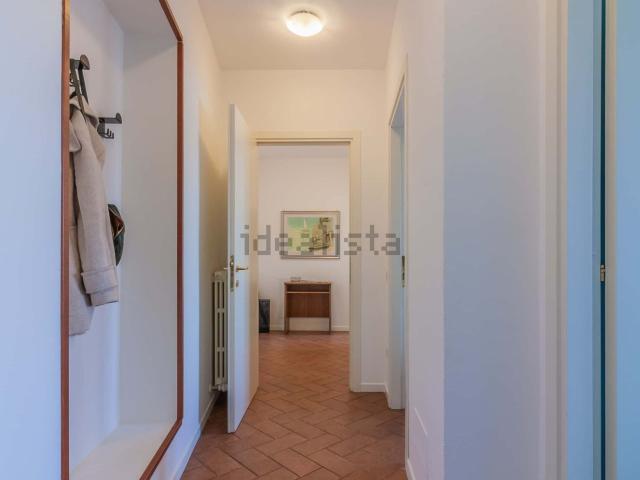 Appartamento in affitto di 80 m² in Via per Esino, 8