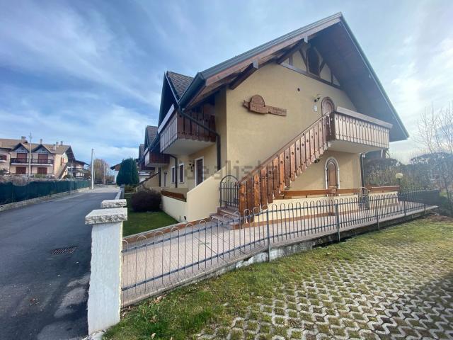Appartamento in affitto di 80 m² in Via podame, 44