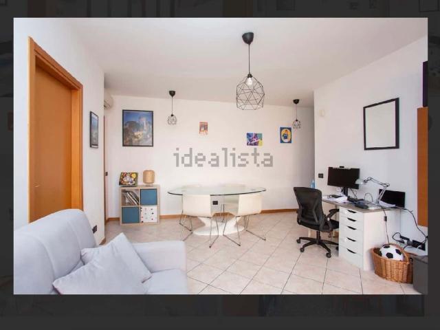 Appartamento in affitto di 80 m² in Via Privata Colico, 12