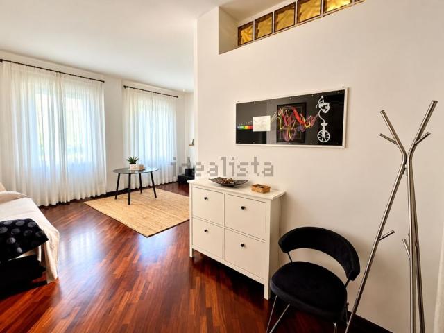Appartamento in affitto di 80 m² in Via Publio Papinio Stazio