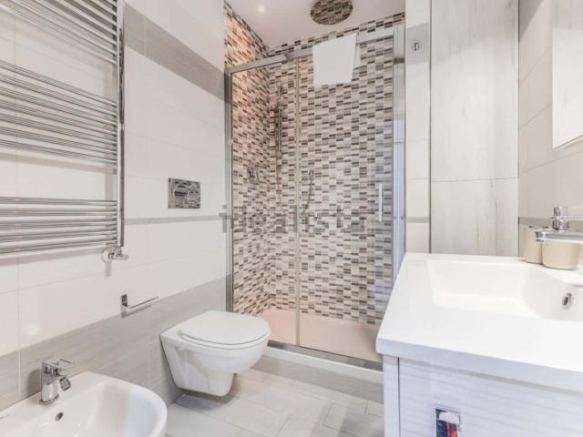 Appartamento in affitto di 80 m² in Via Riccardo Guruzian