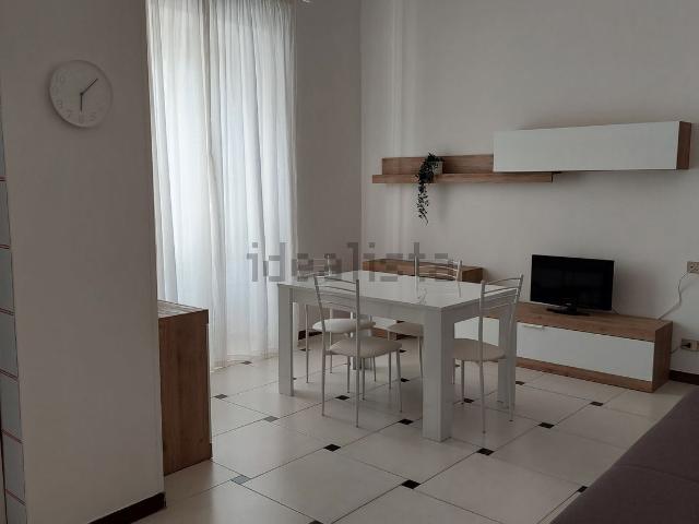 Appartamento in affitto di 80 m² in Via Roma, 1