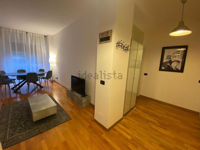 Appartamento in affitto di 80 m² in Via Savona, 65