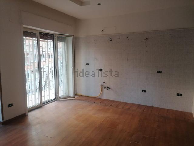 Appartamento in affitto di 80 m² in Via Solfatara