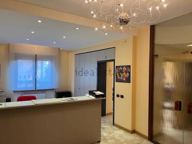 Appartamento in affitto di 80 m² in Via Sottoripa