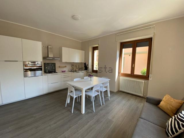 Appartamento in affitto di 80 m² in Via Statale Regina, 51