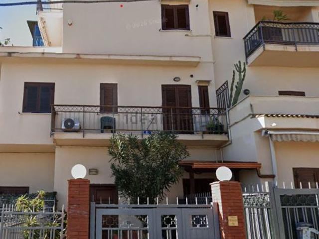 Appartamento in affitto di 80 m² in Via Stesicoro, 14