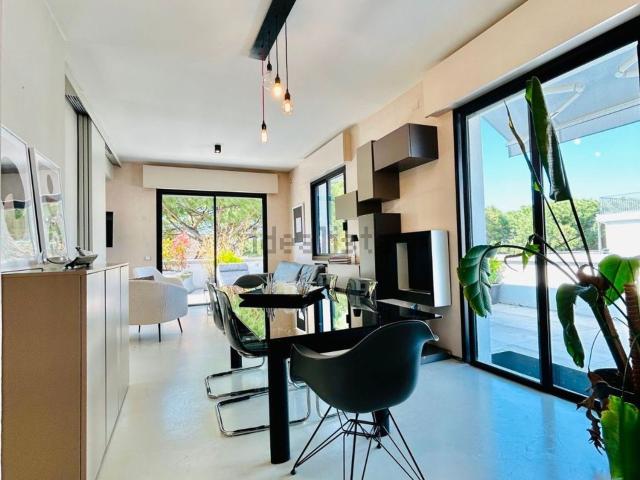 Appartamento in affitto di 170 m² in Viale Dante, 128