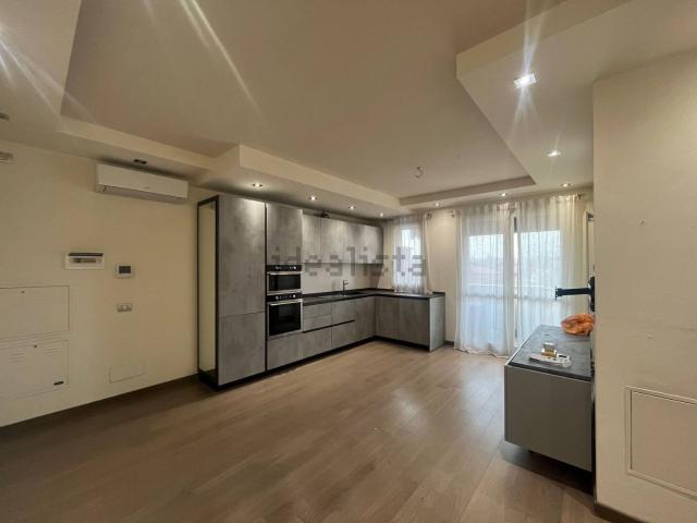 Appartamento in affitto di 80 m² in Viale Davide Maria Turoldo