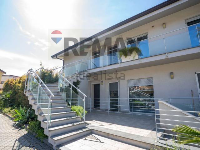 Appartamento in affitto di 80 m² in Viale Europa, 78