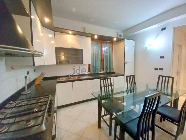 Appartamento in affitto di 80 m² in Viale Francesco Baracca, 9