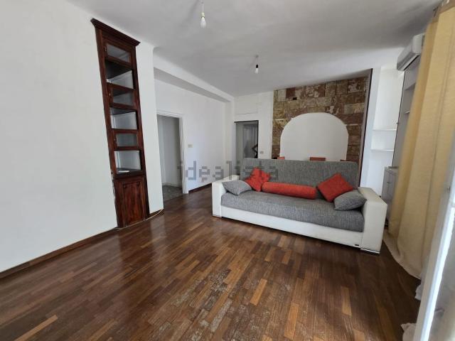 Appartamento in affitto di 80 m² in Viale Virgilio, 74