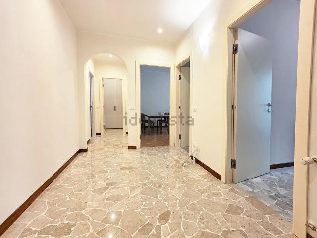 Appartamento in affitto di 81 m² in Via Adeodato Ressi, 9