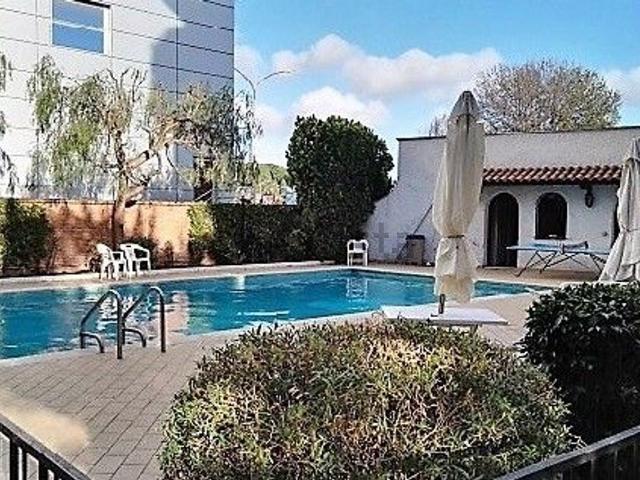 Appartamento in affitto di 81 m² in Via dei Faggella, 4