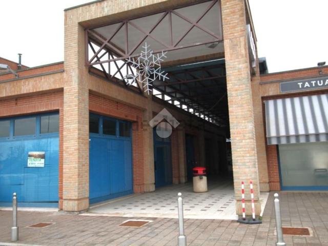 Appartamento in affitto di 81 m² in Via E. Berlinguer, 80