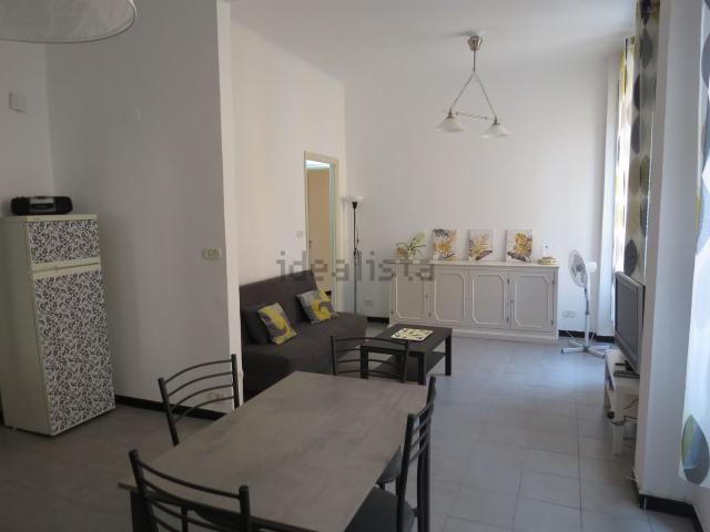 Appartamento in affitto di 81 m² in Via Lorenzo Stallo, 3