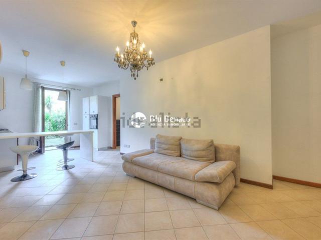 Appartamento in affitto di 81 m² in Via Lungolago Giuseppe Zanardelli, 32