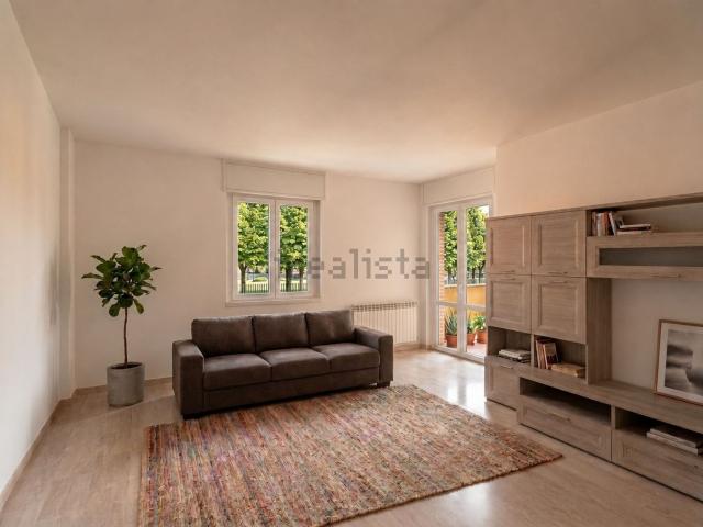 Appartamento in affitto di 82 m² in Via Toscana