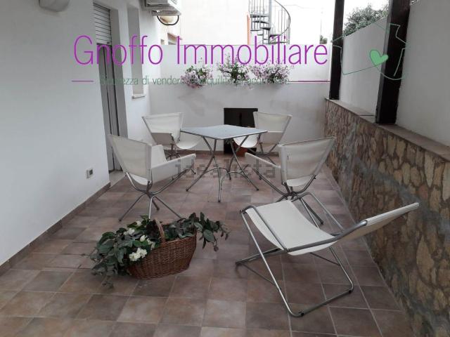 Appartamento in affitto di 82 m² in Via Anchise