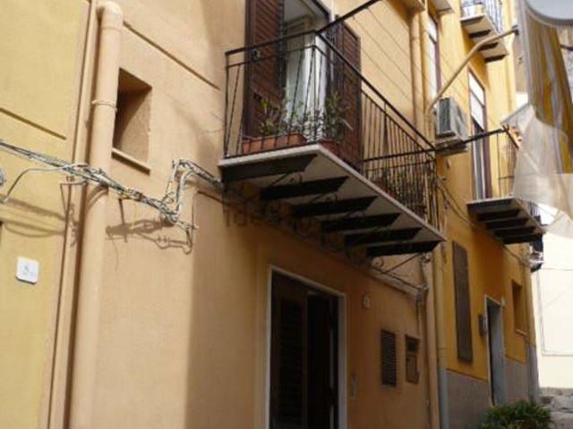 Appartamento in affitto di 82 m² in Via Asparagio