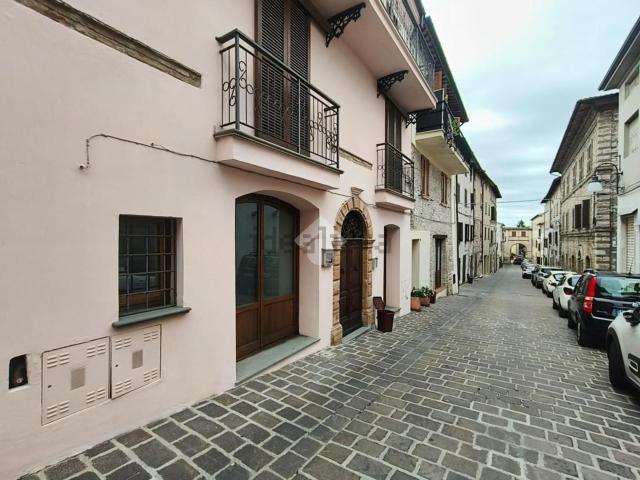 Appartamento in affitto di 82 m² in Via Ippolito Borghesi, 26