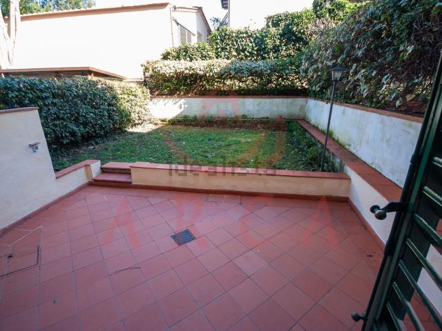 Appartamento in affitto di 82 m² in Viale del Poggio Imperiale