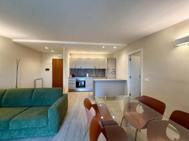 Appartamento in affitto di 82 m² in Viale Kennedy