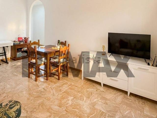Appartamento in affitto di 82 m² in Viale Partigiani D&apos Italia, 35