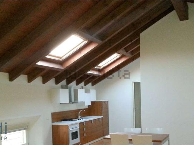 Appartamento in affitto di 82 m²