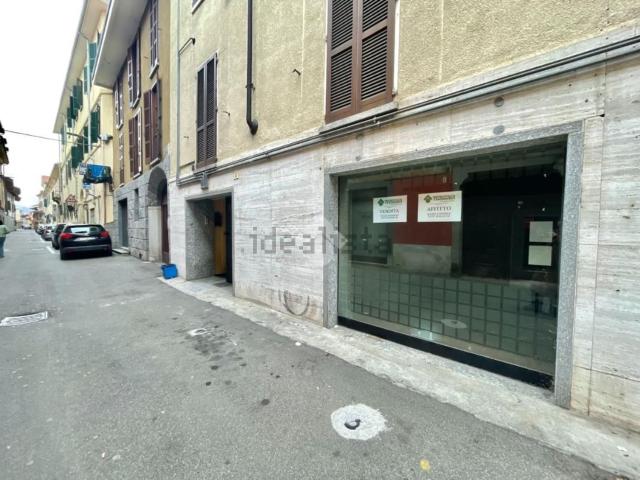 Appartamento in affitto di 87 m² in Via Valenzasca, 4