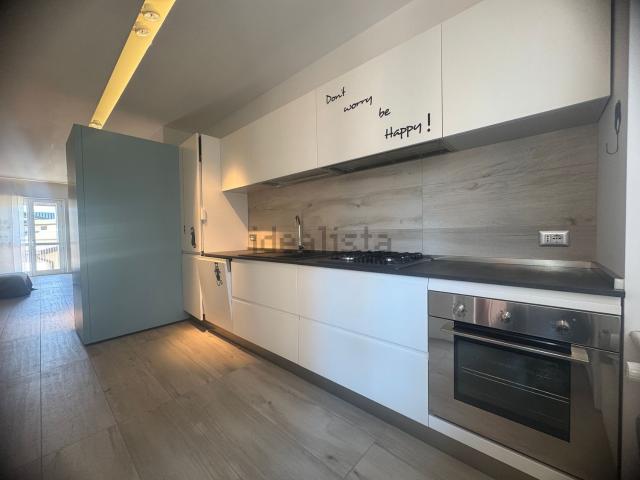 Appartamento in affitto di 87 m² in Via del Ponte Pietra, 5