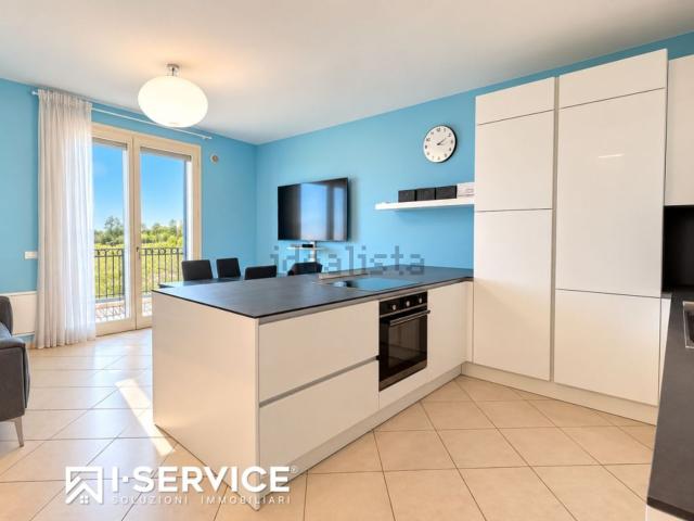 Appartamento in affitto di 87 m² in Via Rubicone, 51