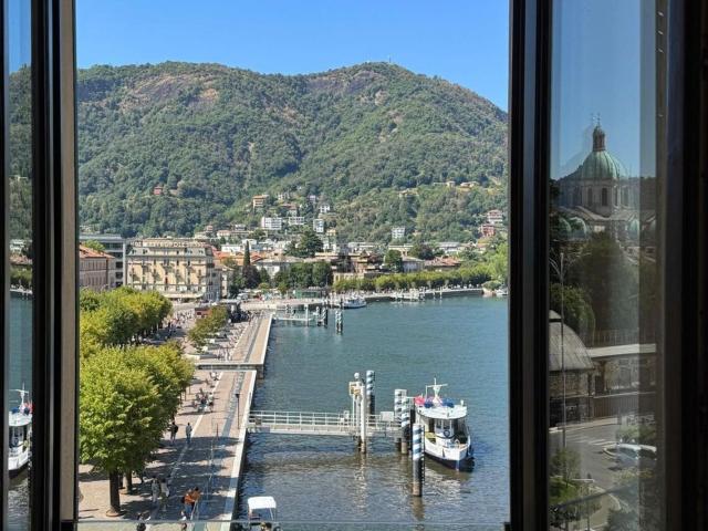 Appartamento in affitto di 84 m² in Piazza De Orchi, 1