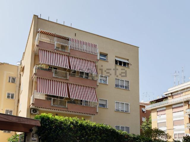 Appartamento in affitto di 84 m² in Via Montasio, 41