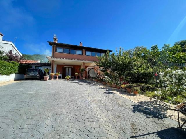Appartamento in affitto di 84 m² in Via Monte Fumaiolo