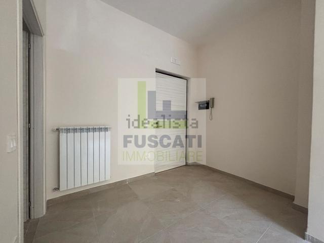 Appartamento in affitto di 84 m² in Via Napoli