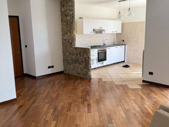 Appartamento in affitto di 84 m²